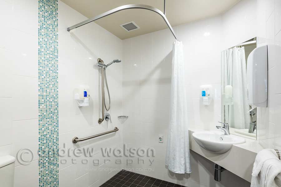 Image of private hospital room ensuite