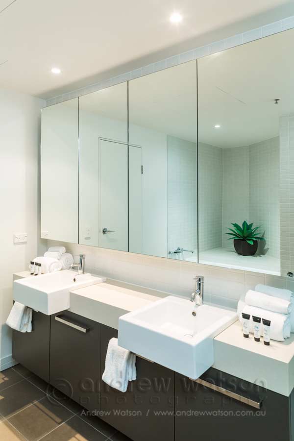 Image of apartment bathroom at Cairns Harbour Lights